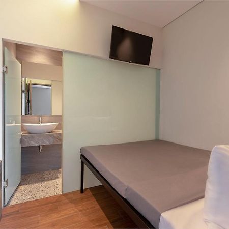 Livinn Juanda Airport Surabaya Сидоарджо Экстерьер фото